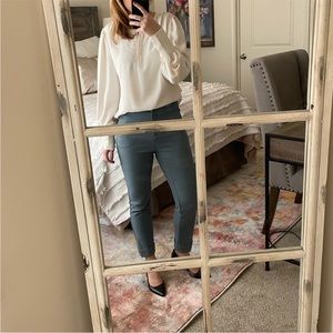 Ann Taylor white puff sleeve blouse